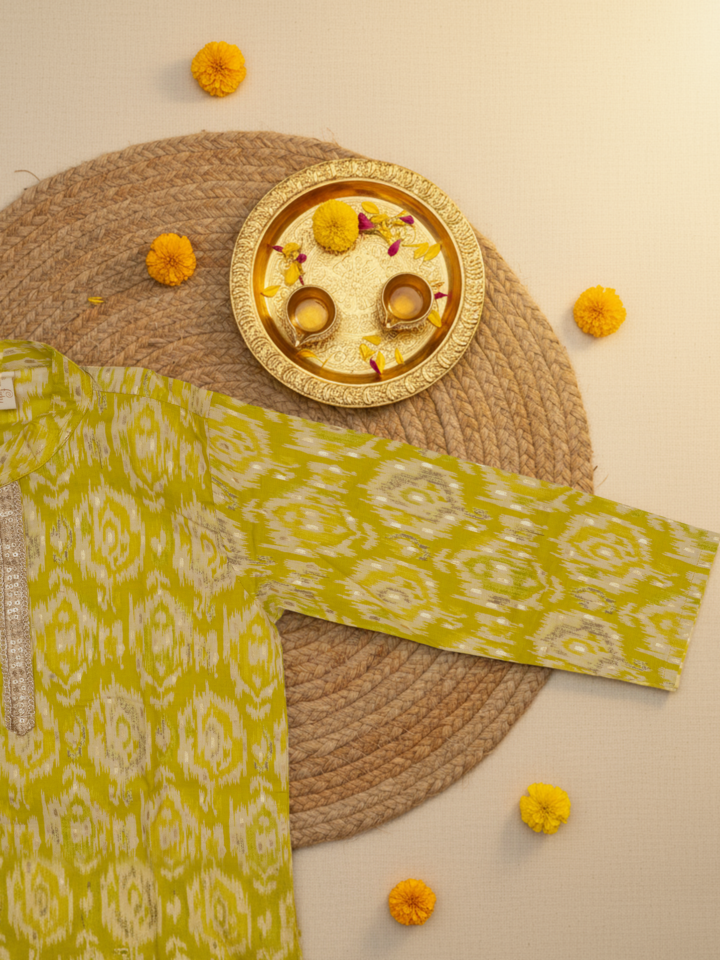 Jugnu Lime Kurta Set